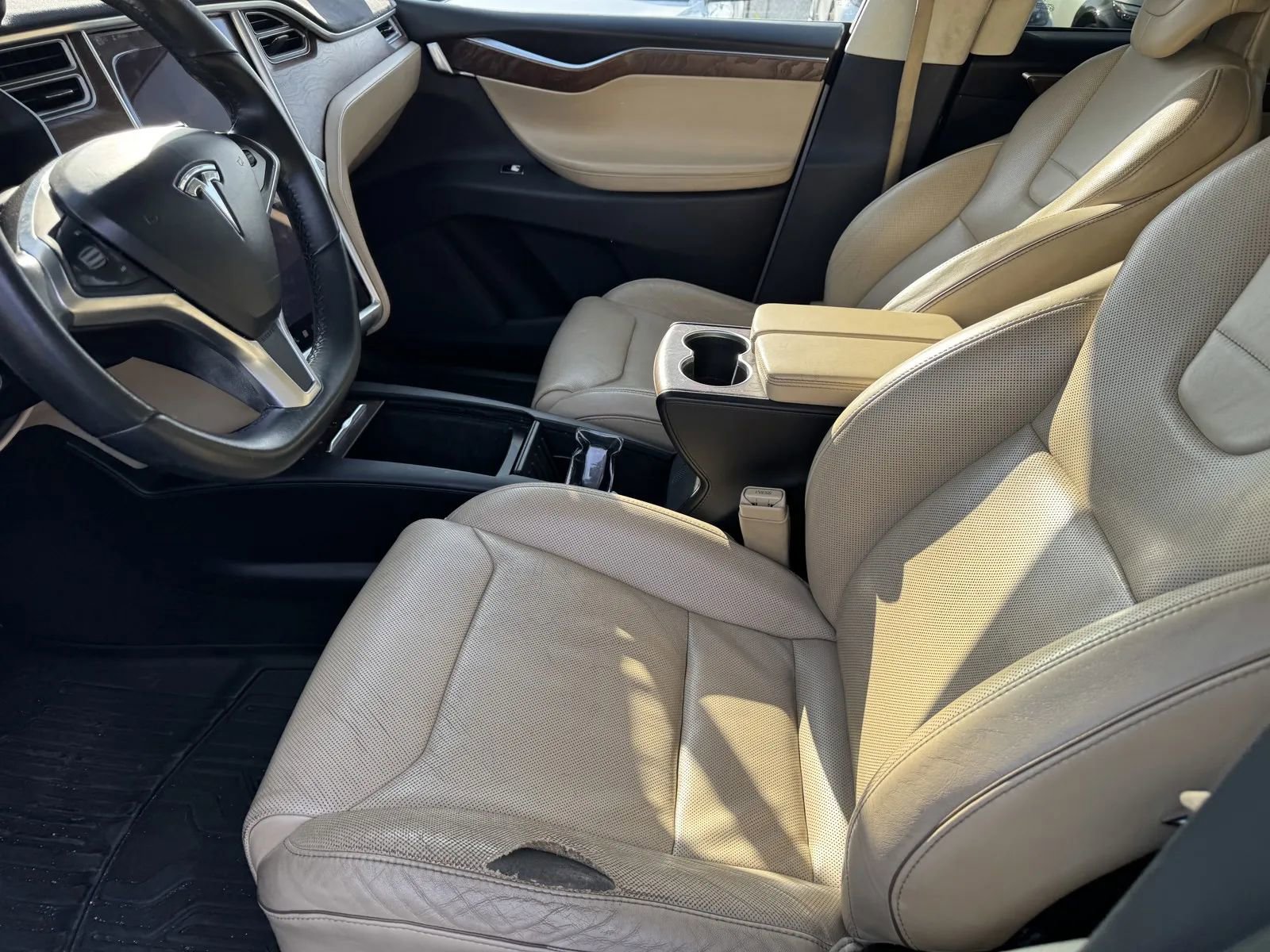 Used 2016 Tesla Model X 75D image 11