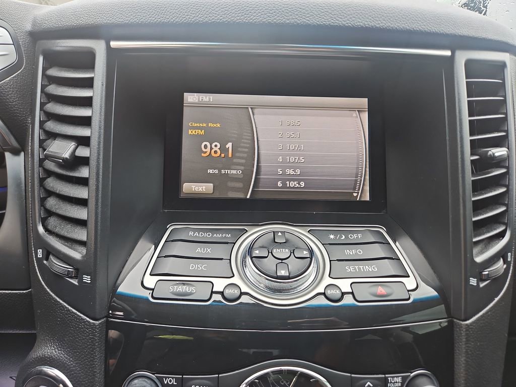 Used 2017 INFINITI QX70 AWD image 19