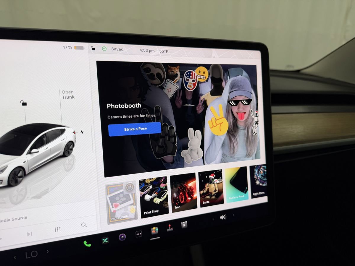 Used 2023 Tesla Model 3 Standard Range RWD image 25
