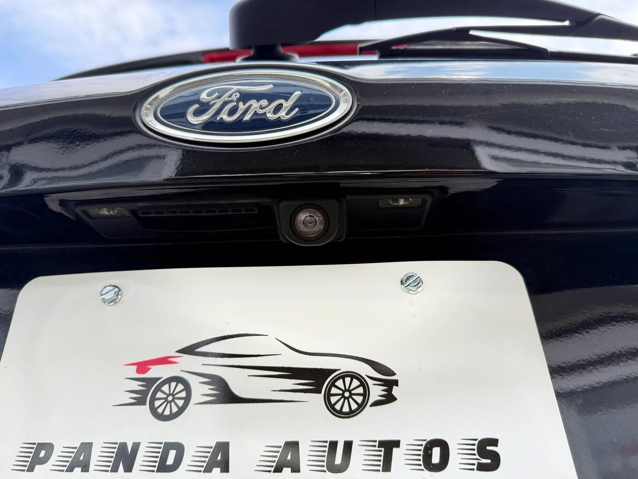 Used 2017 Ford Focus SEL FWD image 40