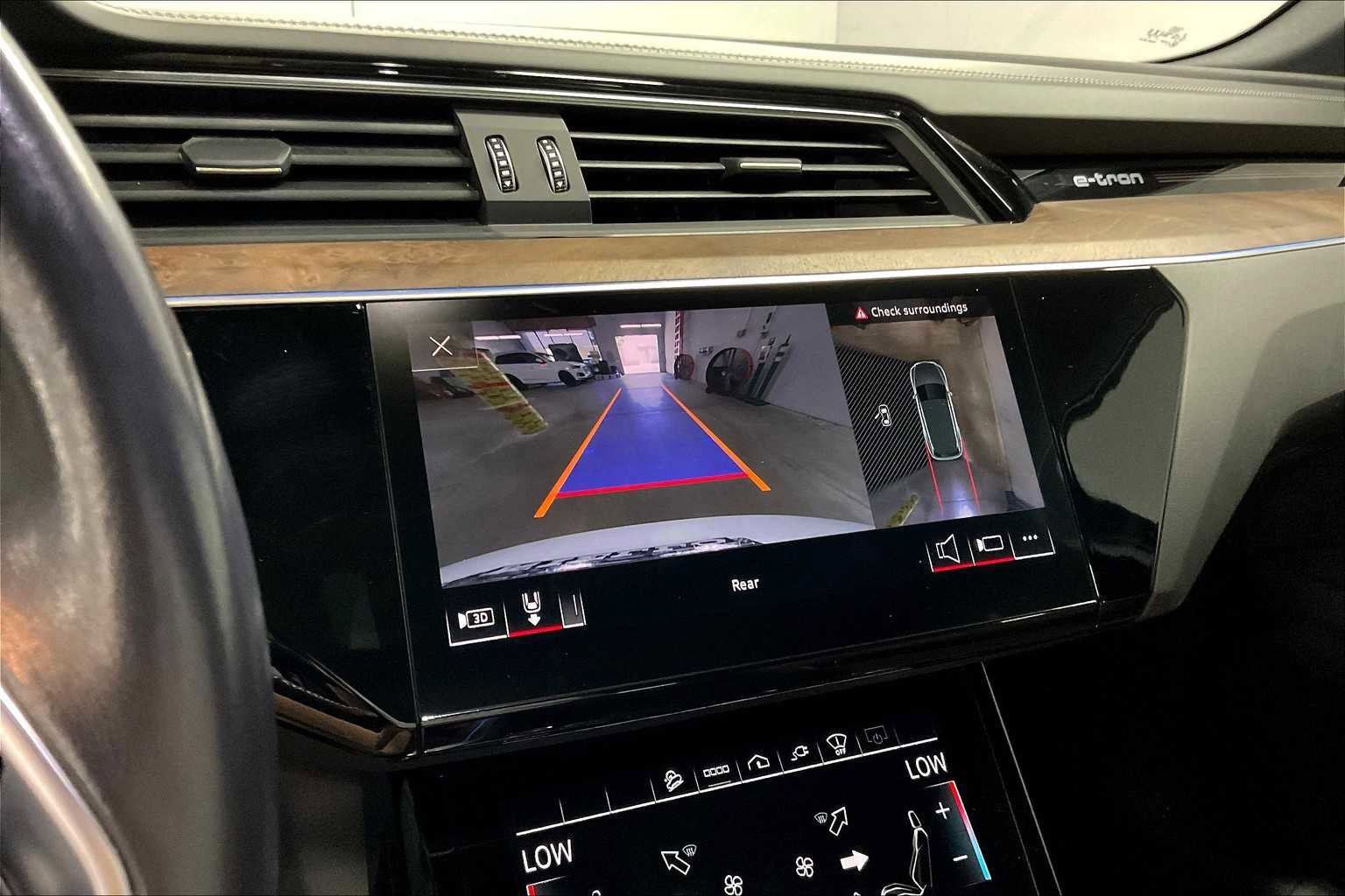Certified 2021 Audi e-tron Prestige w/ Prestige Package image 23