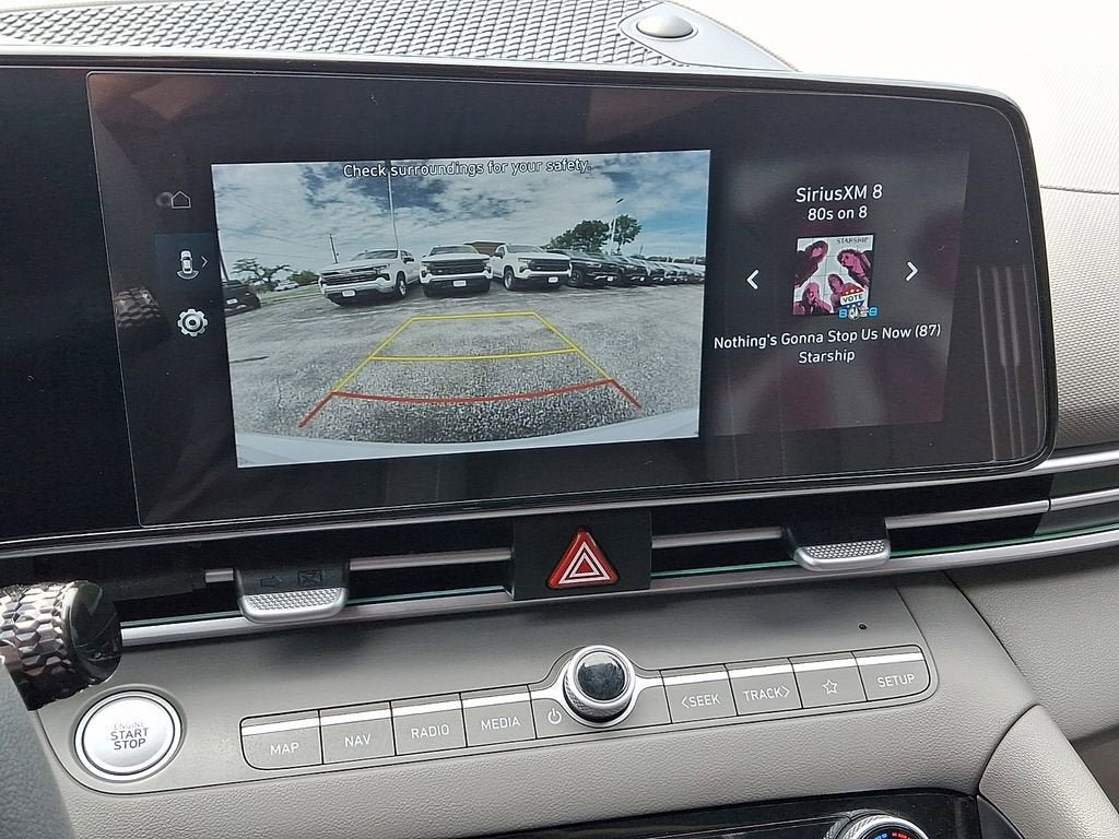 Used 2024 Hyundai Elantra SEL FWD image 20