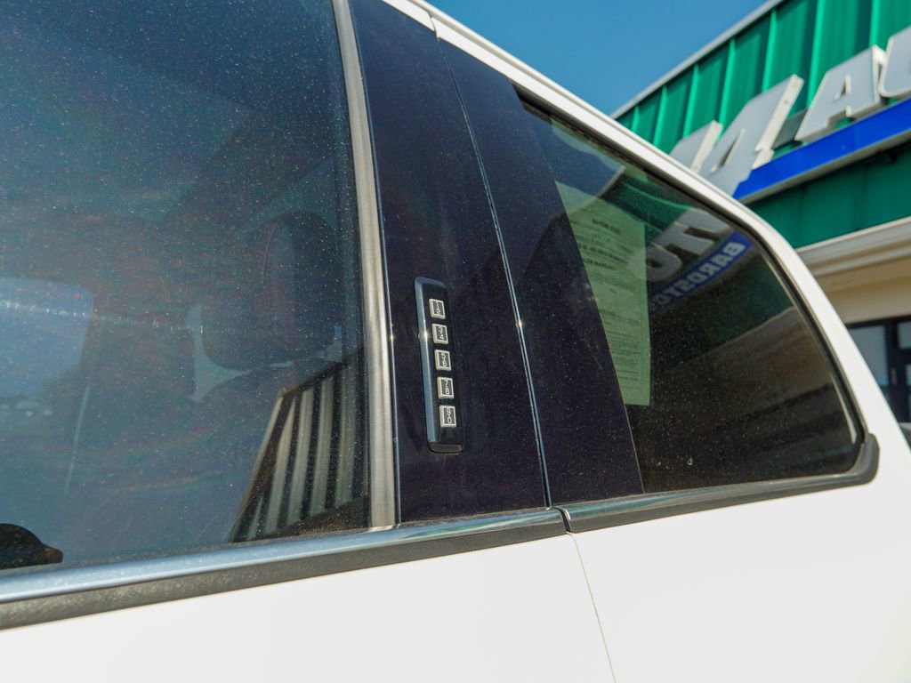 Used 2020 Ford F250 King Ranch w/ King Ranch Ultimate Package image 11