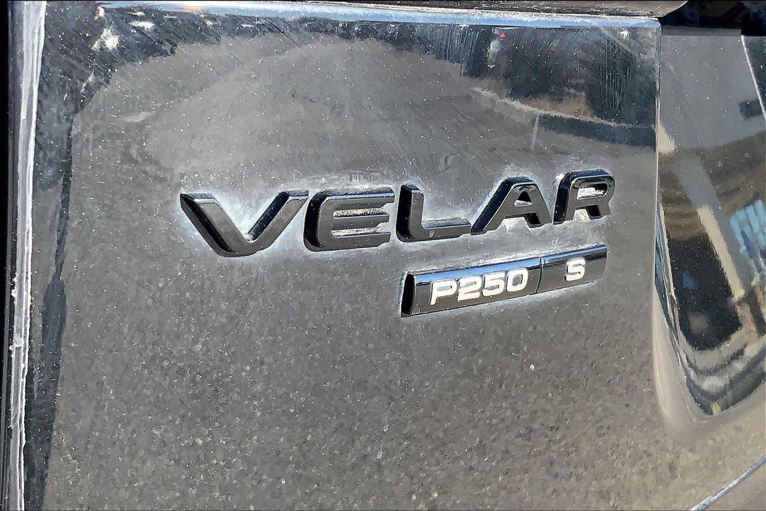 Used 2020 Land Rover Range Rover Velar S AWD/4WD image 31