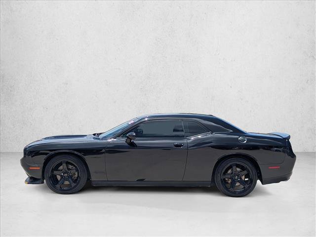 Used 2022 Dodge Challenger R/T w/ Blacktop Package RWD image 9