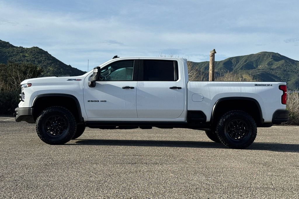 Certified 2024 Chevrolet Silverado 2500 ZR2 w/ ZR2 Bison Edition image 7