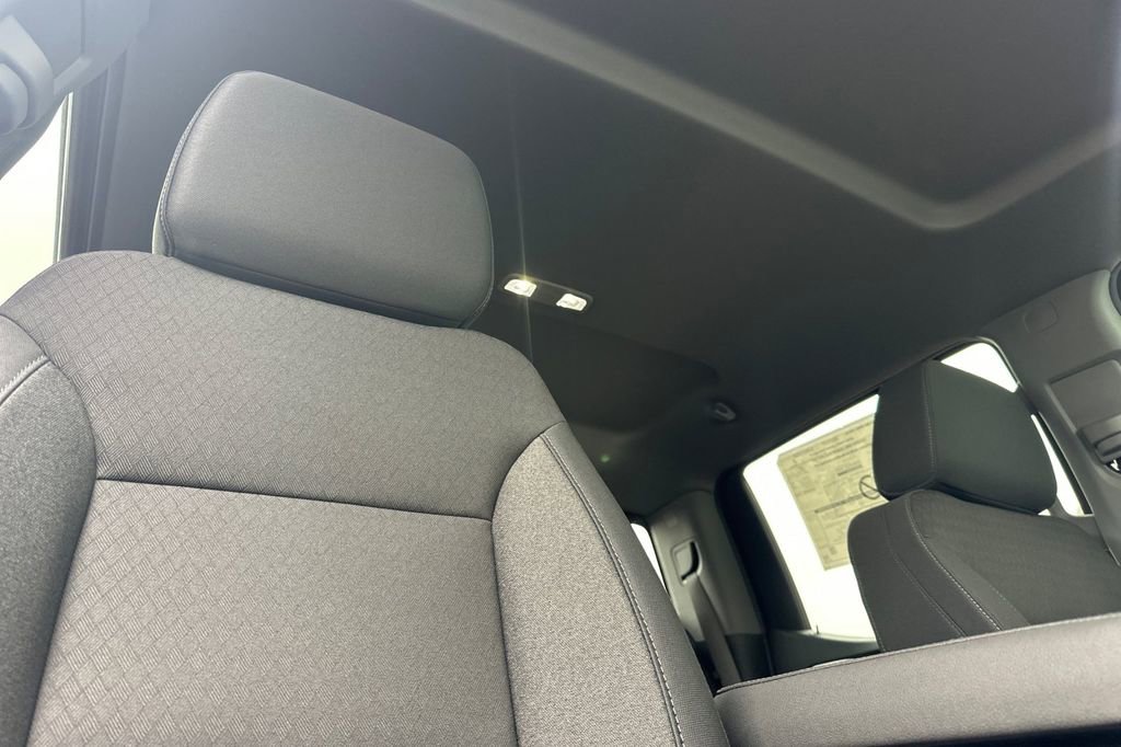 New 2026 GMC Sierra 1500 SLE image 14