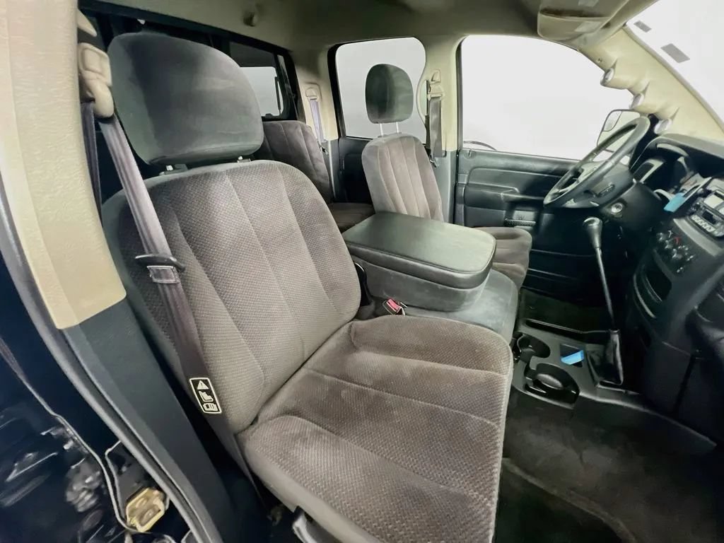 Used 2003 Dodge Ram 3500 Truck ST RWD image 25