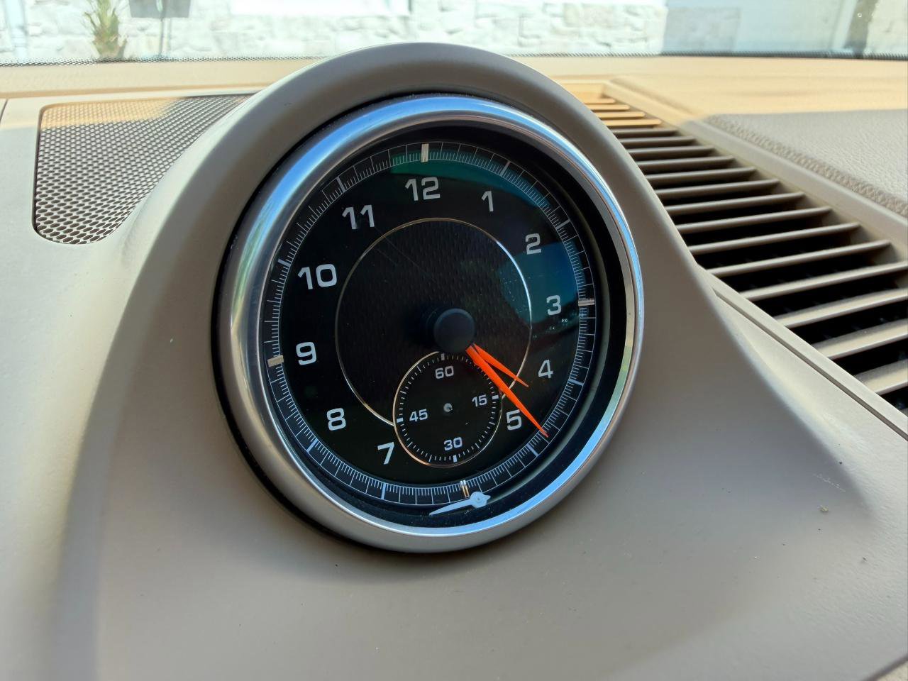 Used 2015 Porsche Macan S image 32