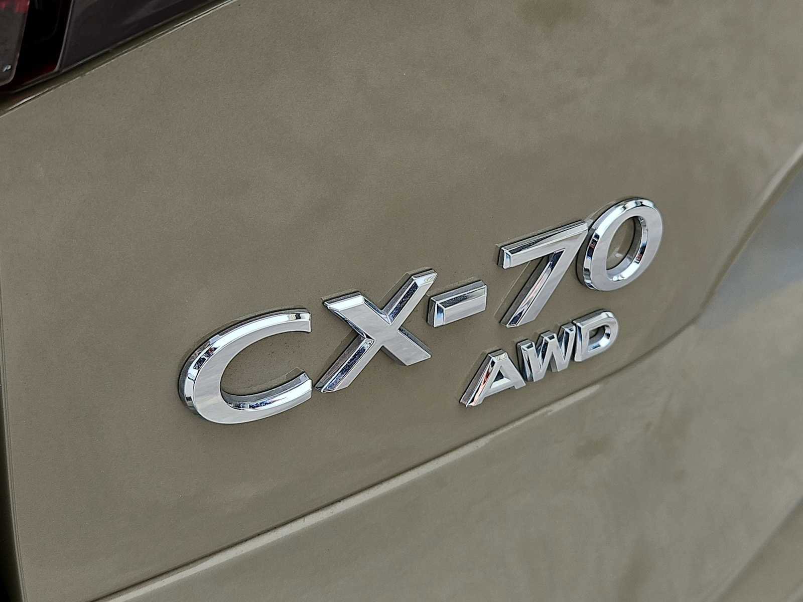 Used 2025 MAZDA CX-70 3.3 Turbo S w/ Premium Package image 12
