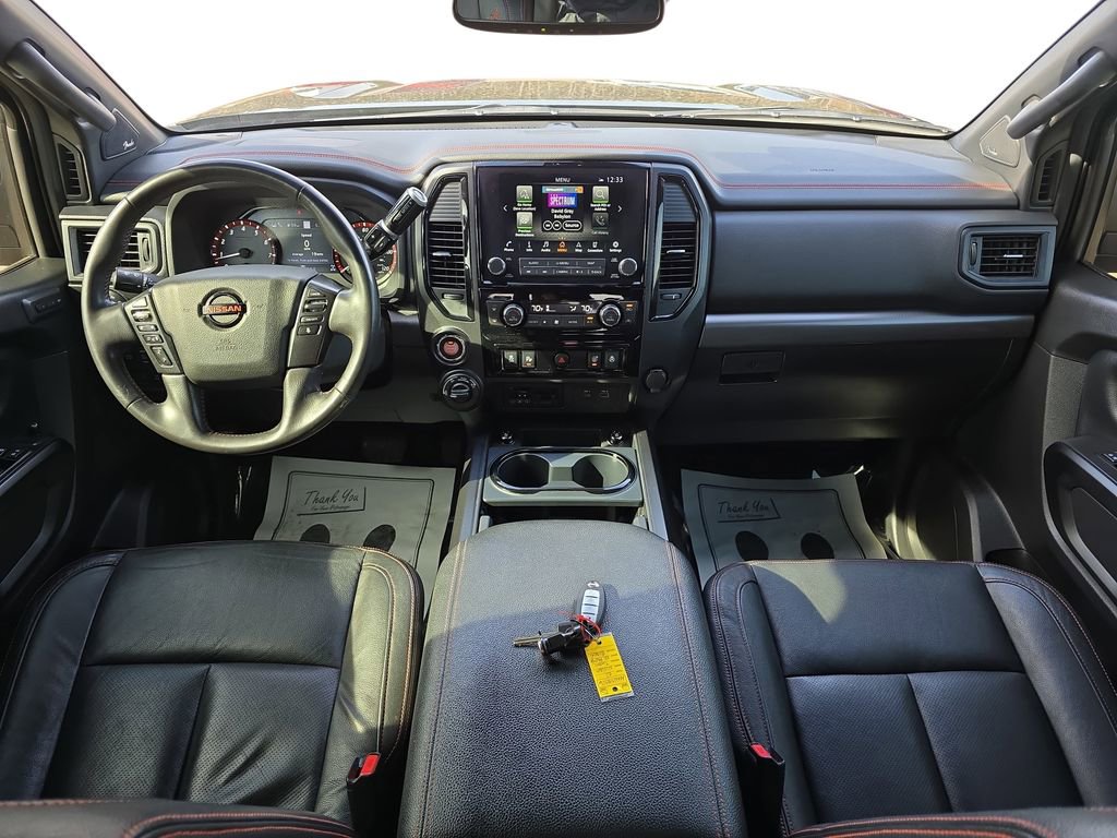 Used 2021 Nissan Titan PRO-4X w/ Pro-4x Convenience Package image 12