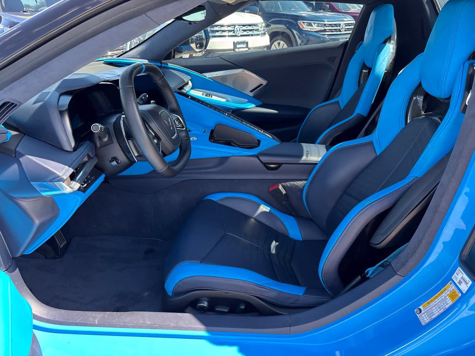 Used 2023 Chevrolet Corvette Stingray Premium Conv w/ Z51 Performance Package RWD image 11