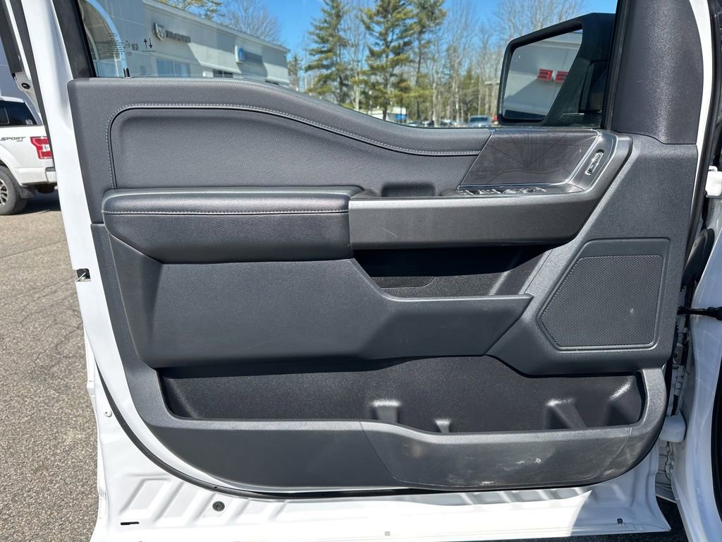 Used 2022 Ford F150 XLT w/ Equipment Group 302A High AWD/4WD image 16
