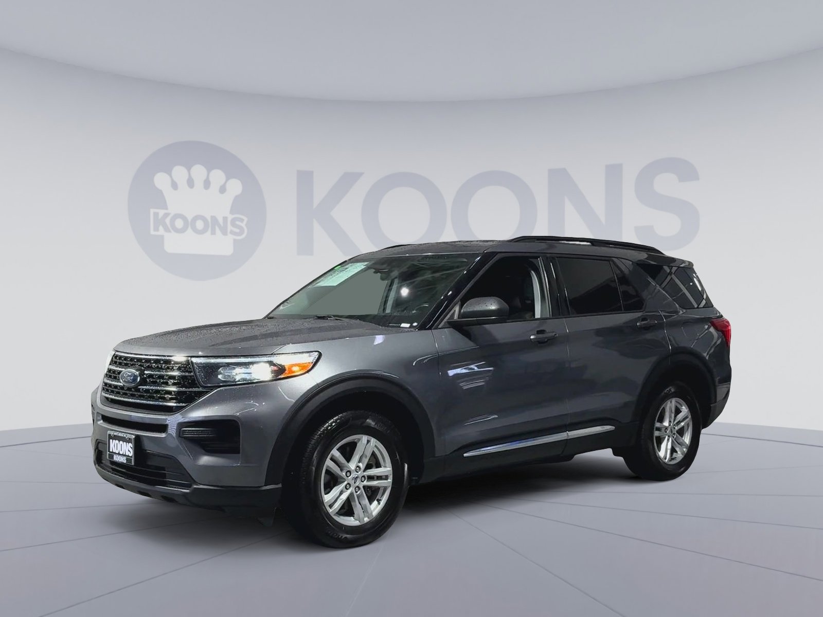Used 2021 Ford Explorer XLT image 8