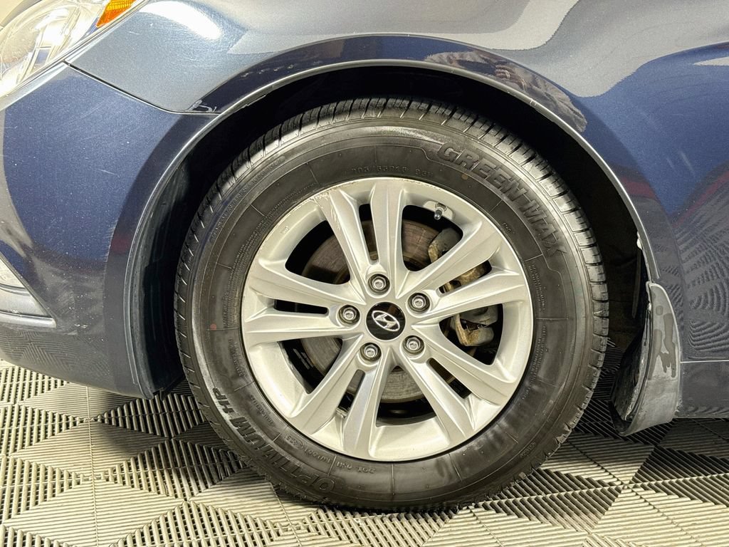 Used 2013 Hyundai Sonata GLS w/ Popular Equipment Pkg FWD image 28