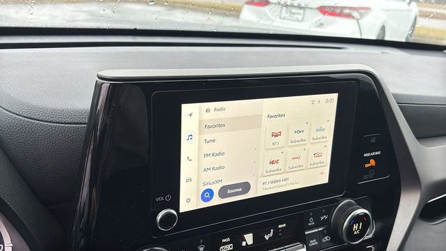 Used 2025 Toyota Highlander LE image 20