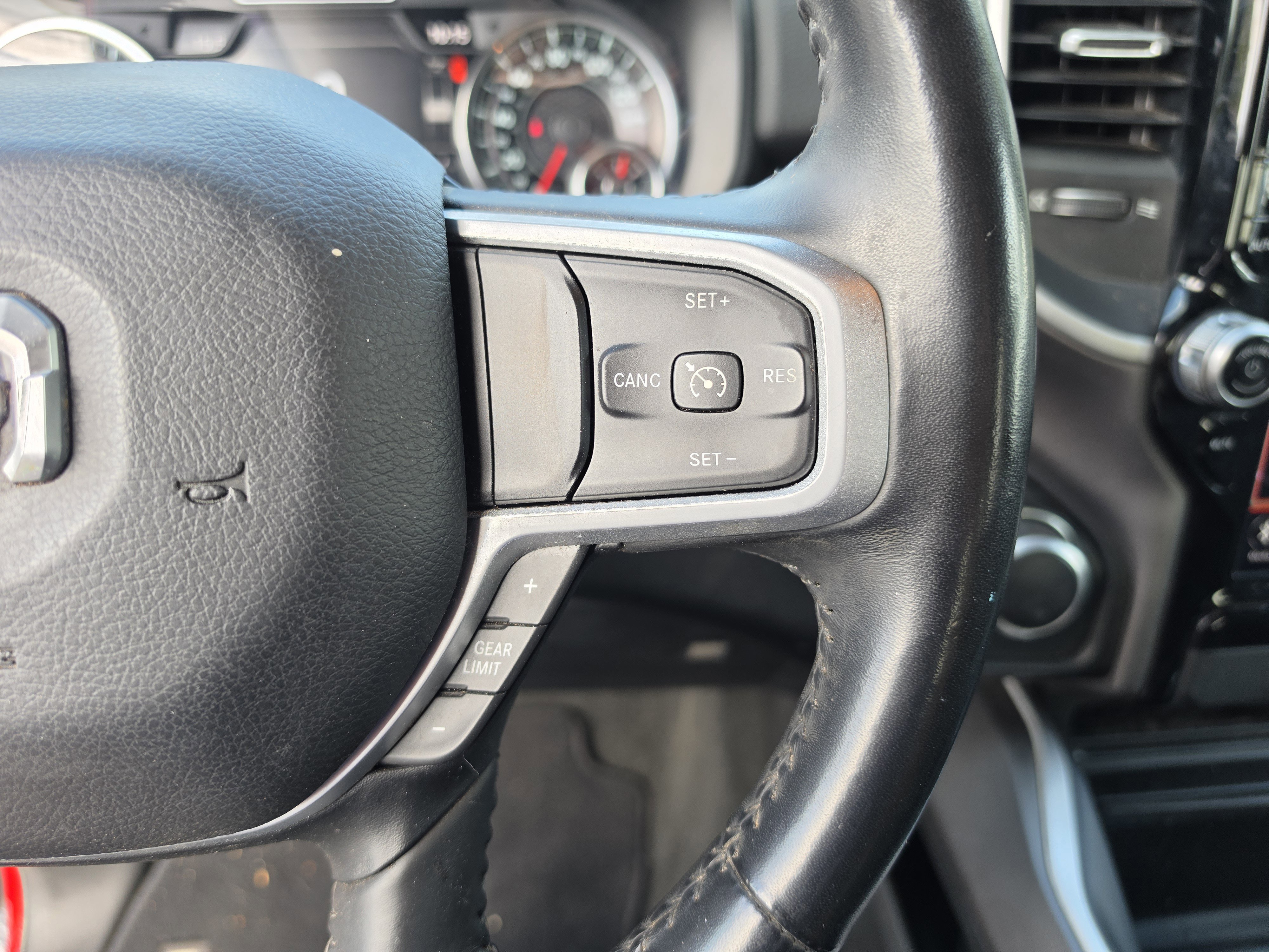 Used 2021 RAM 1500 Lone Star AWD/4WD image 17