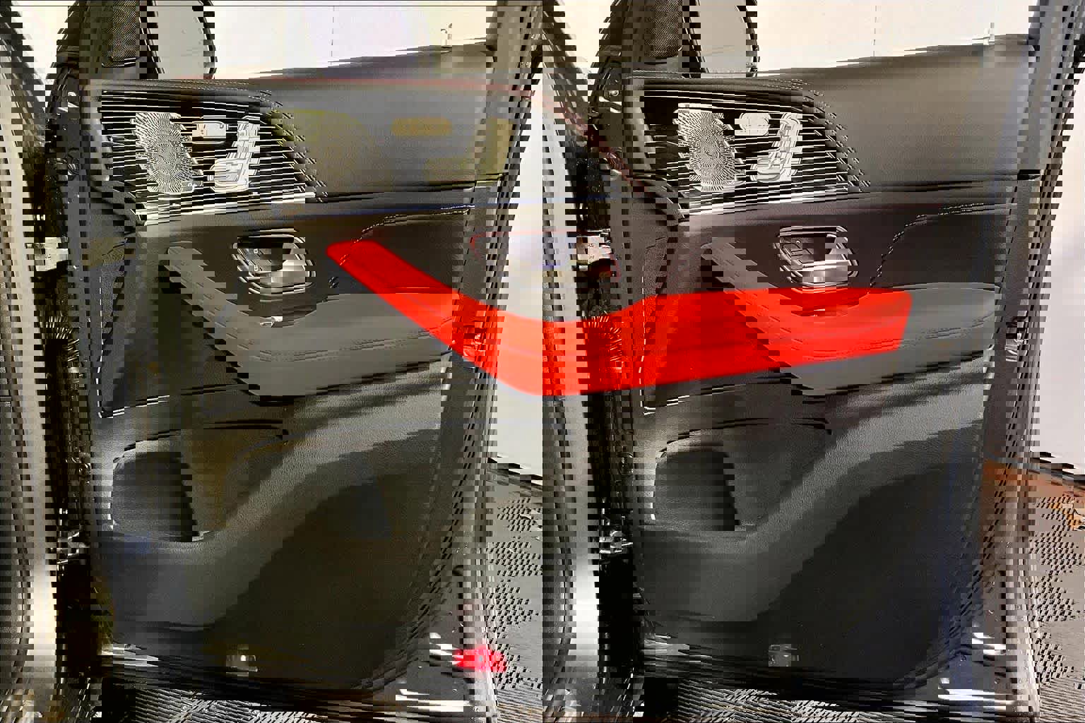 Certified 2025 Mercedes-Benz GLE 53 AMG 4MATIC Coupe image 23