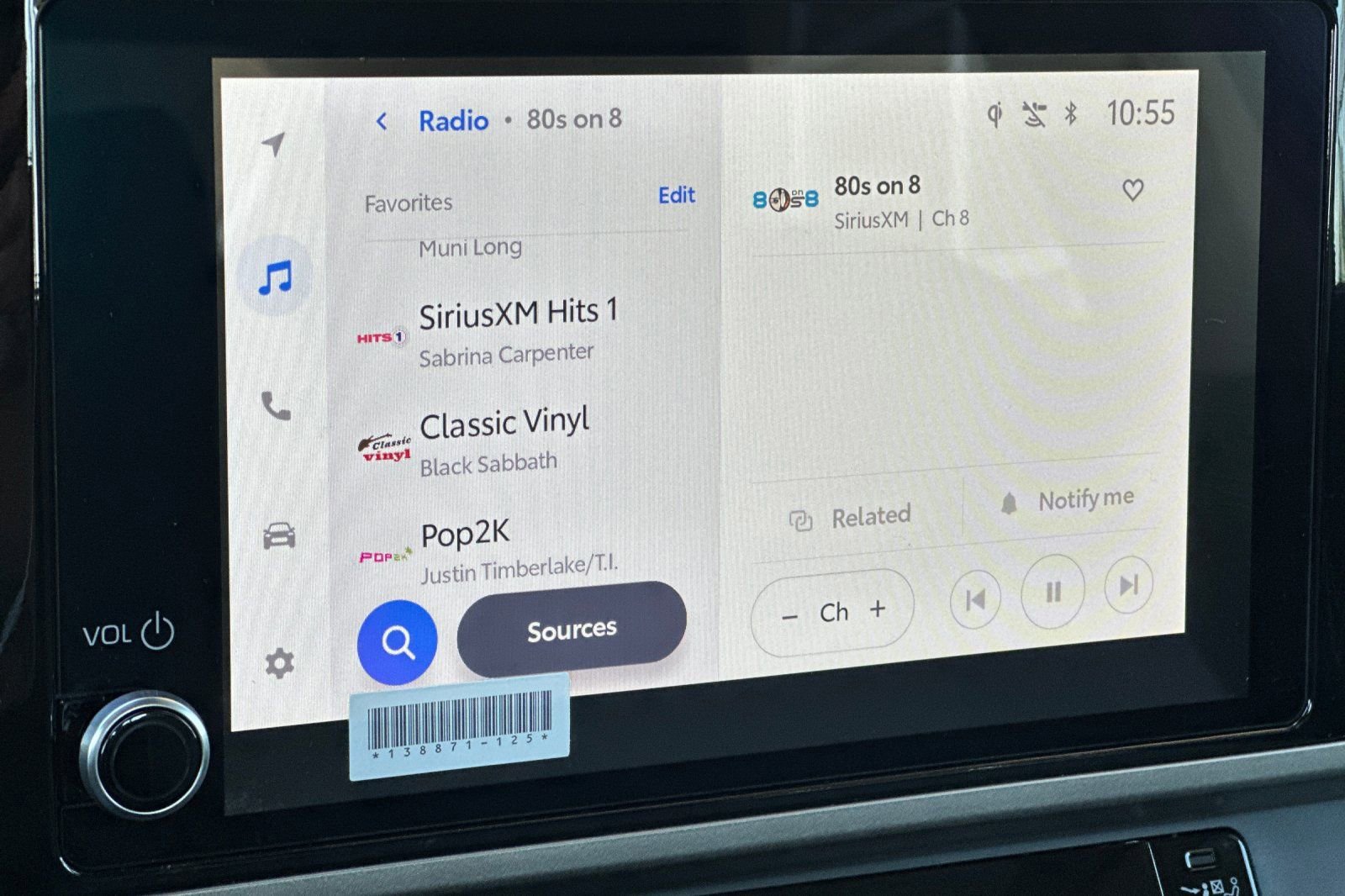 Used 2025 Toyota Camry LE image 18