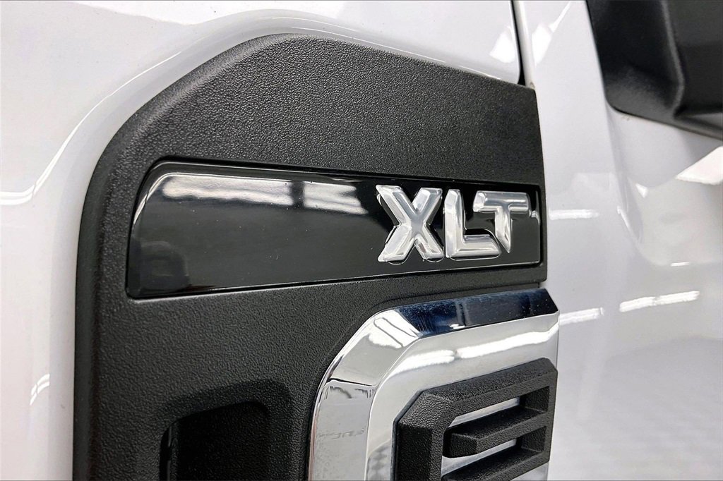 Used 2024 Ford F250 XLT w/ FX4 Off-Road Package image 8