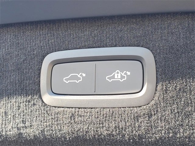 New 2025 Polestar Polestar 3 PLUS & PRO image 8