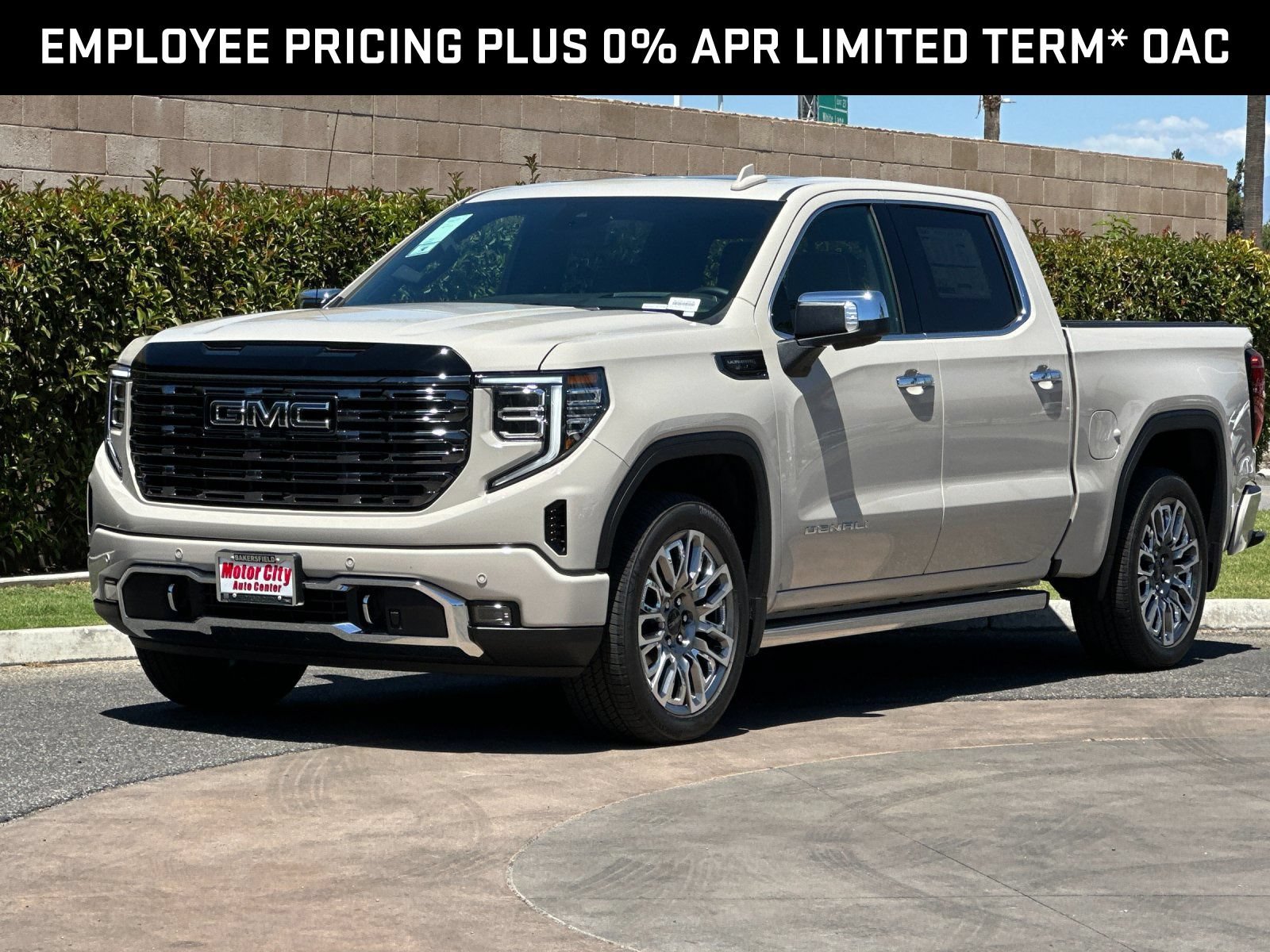 New 2026 GMC Sierra 1500 Denali Ultimate AWD/4WD image 8