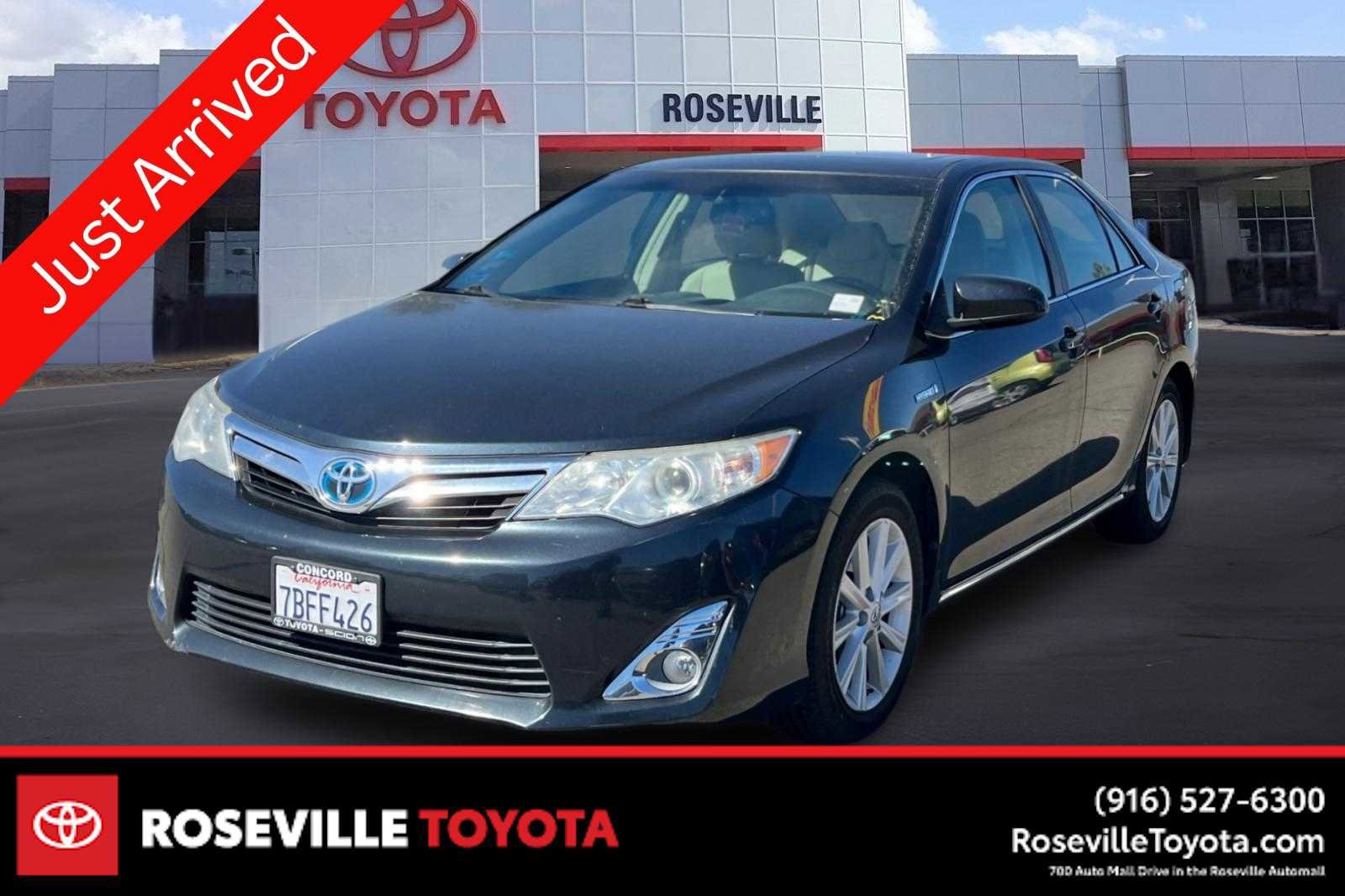 Used 2013 Toyota Camry XLE w/ Leather Pkg video 1