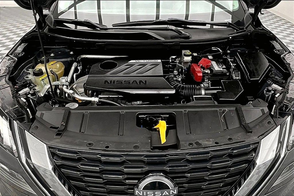 Used 2023 Nissan Rogue SV image 10