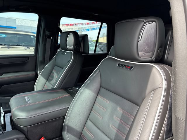 Used 2026 GMC Yukon AT4 Ultimate w/ LPO, Floor Liner Package AWD/4WD image 9