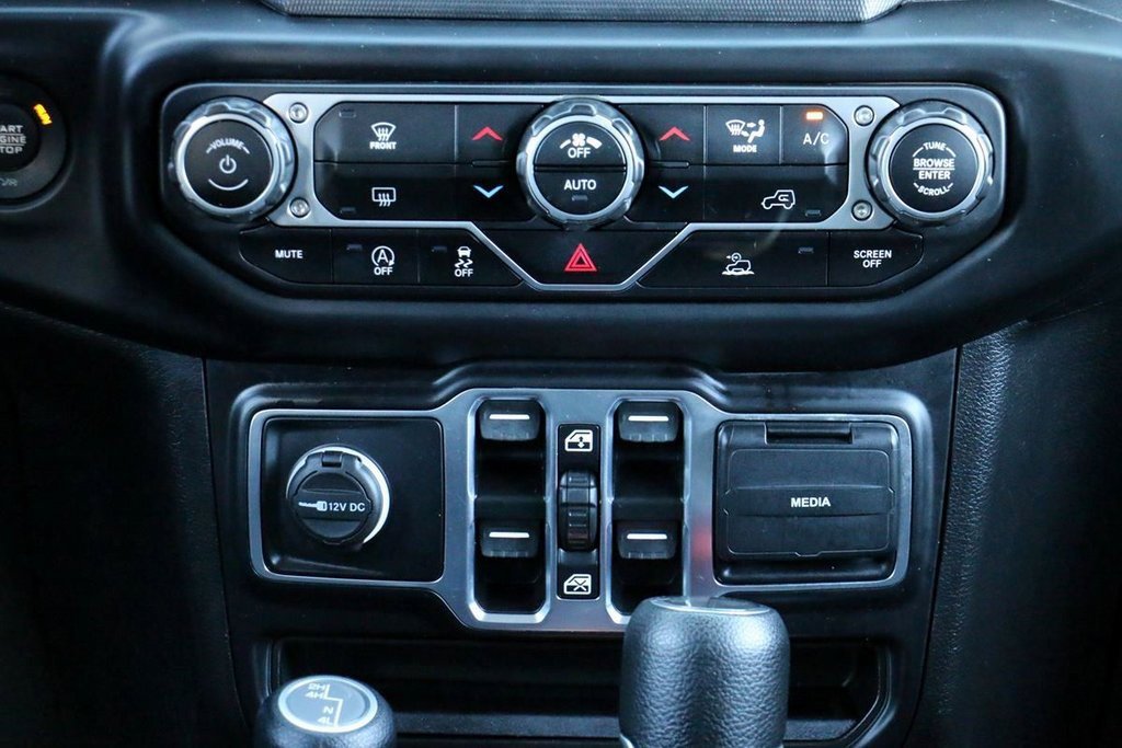 Used 2021 Jeep Wrangler Unlimited Sahara image 24