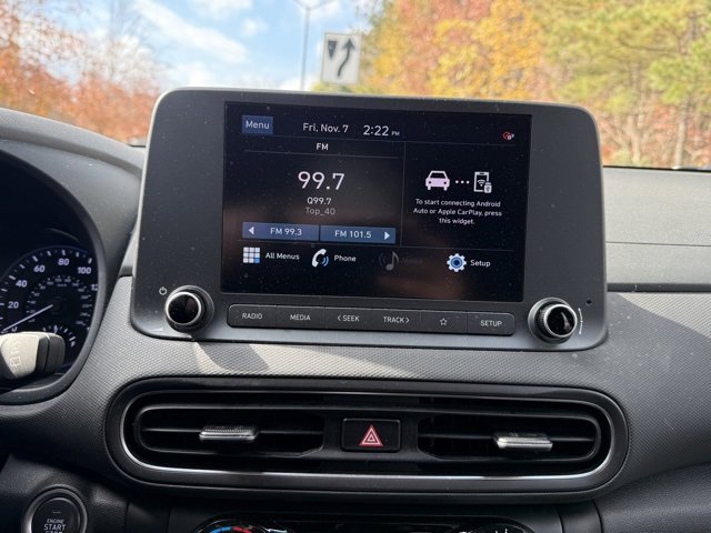 Used 2023 Hyundai Kona SEL image 17