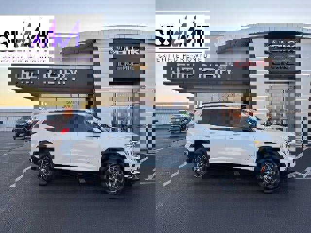 Used 2025 GMC Acadia Elevation image 1