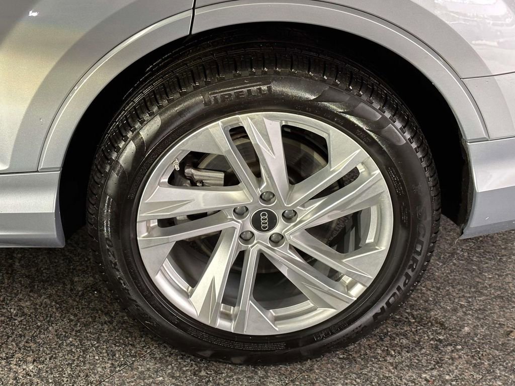 Used 2022 Audi Q7 3.0T Premium Plus w/ Premium Plus Package image 12
