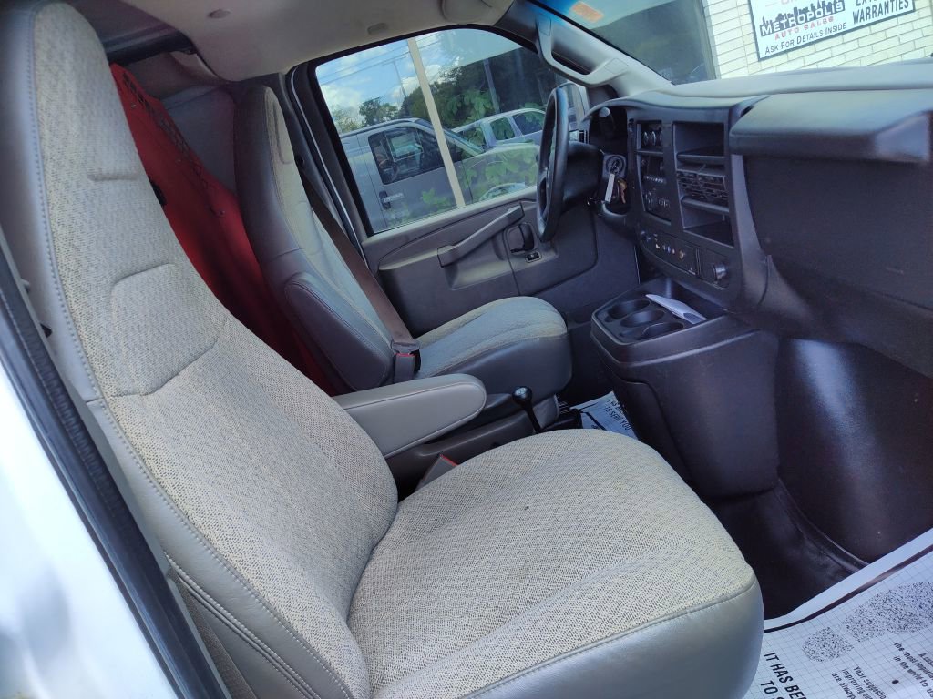 Used 2018 Chevrolet Express 2500 w/ Driver Convenience Package image 20