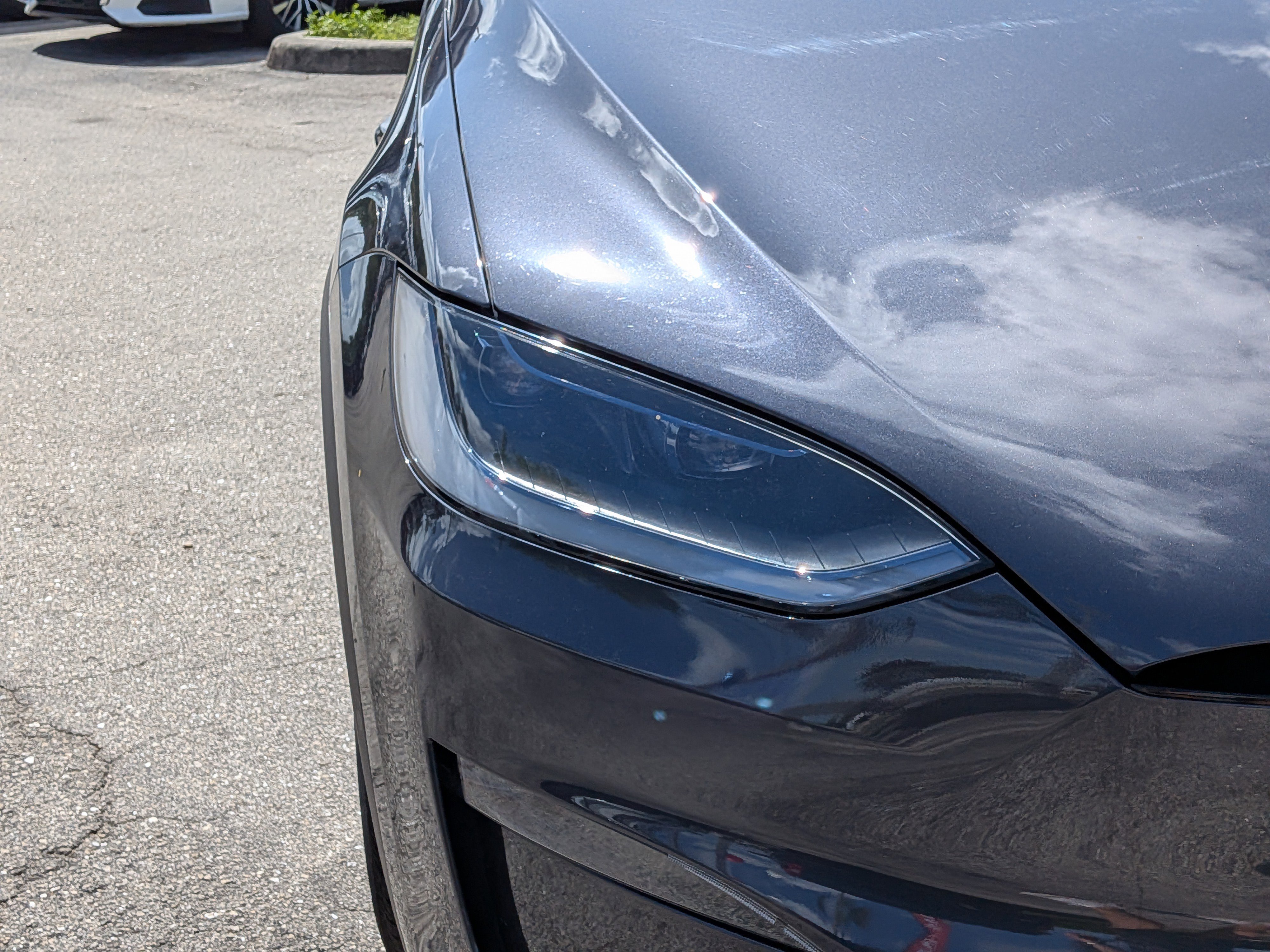 Used 2023 Tesla Model X image 10