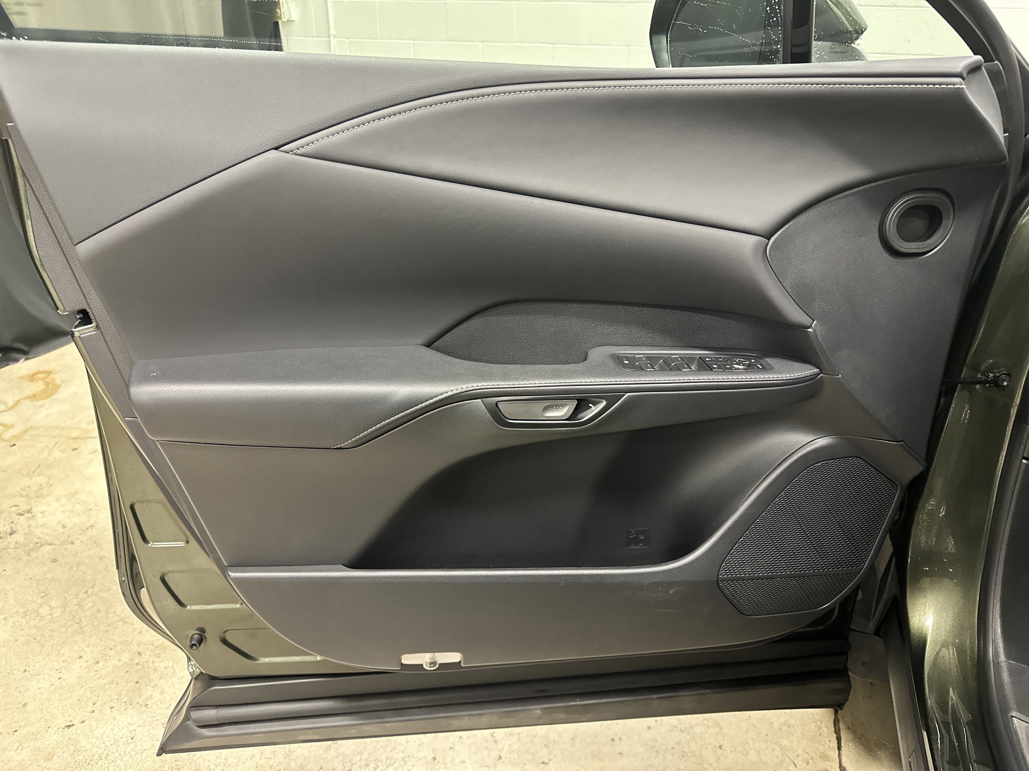 Certified 2025 Lexus RX 350h 350h Premium w/ Accessory Package image 14