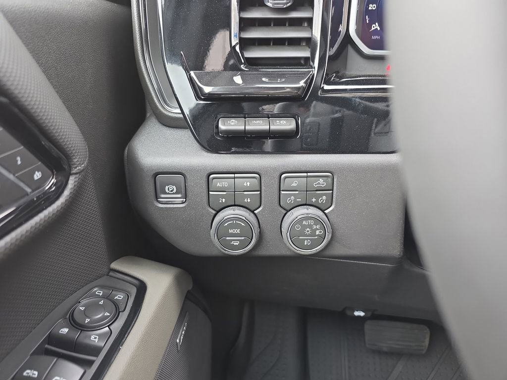 New 2026 Chevrolet Silverado 1500 ZR2 image 16