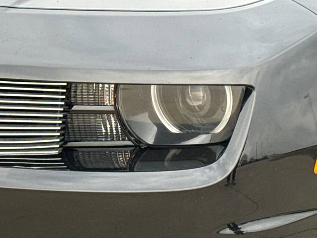 Used 2011 Chevrolet Camaro SS w/ RS Package image 4