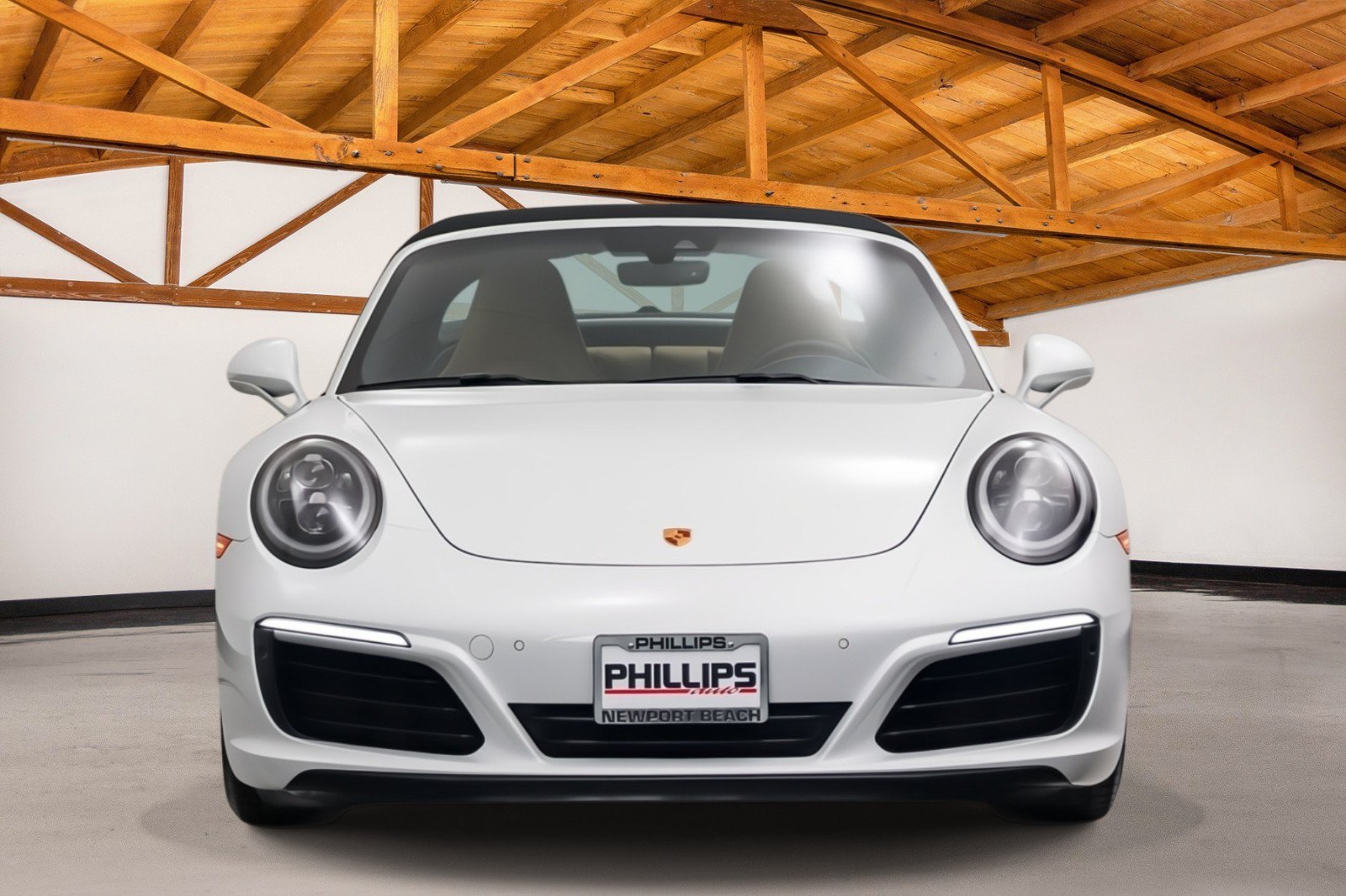 Used 2019 Porsche 911 Targa 4 AWD/4WD image 3