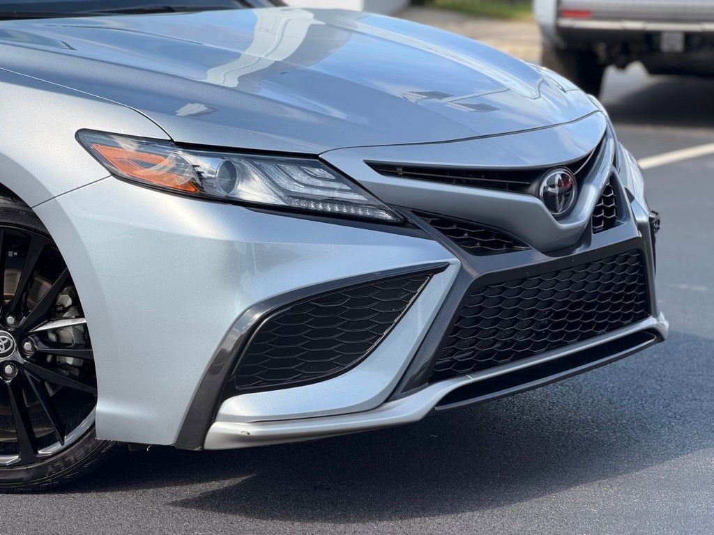 Used 2024 Toyota Camry XSE FWD image 6