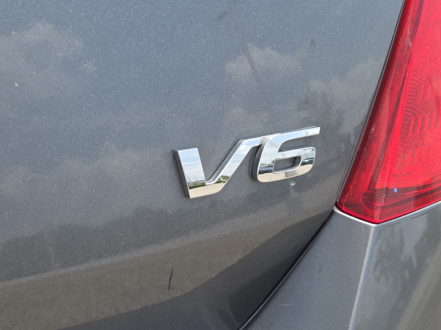 Used 2010 Honda Accord EX-L image 8