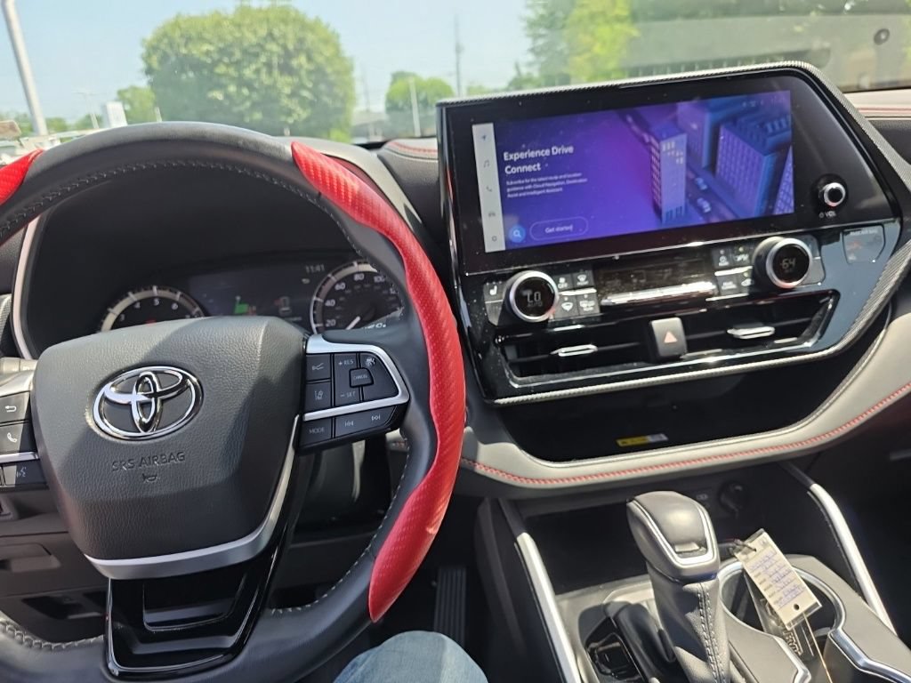 Used 2023 Toyota Highlander XSE AWD/4WD image 20