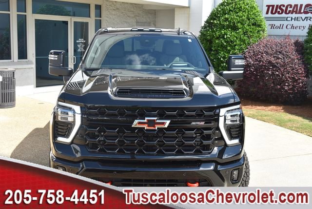 New 2026 Chevrolet Silverado 2500 ZR2 AWD/4WD image 4