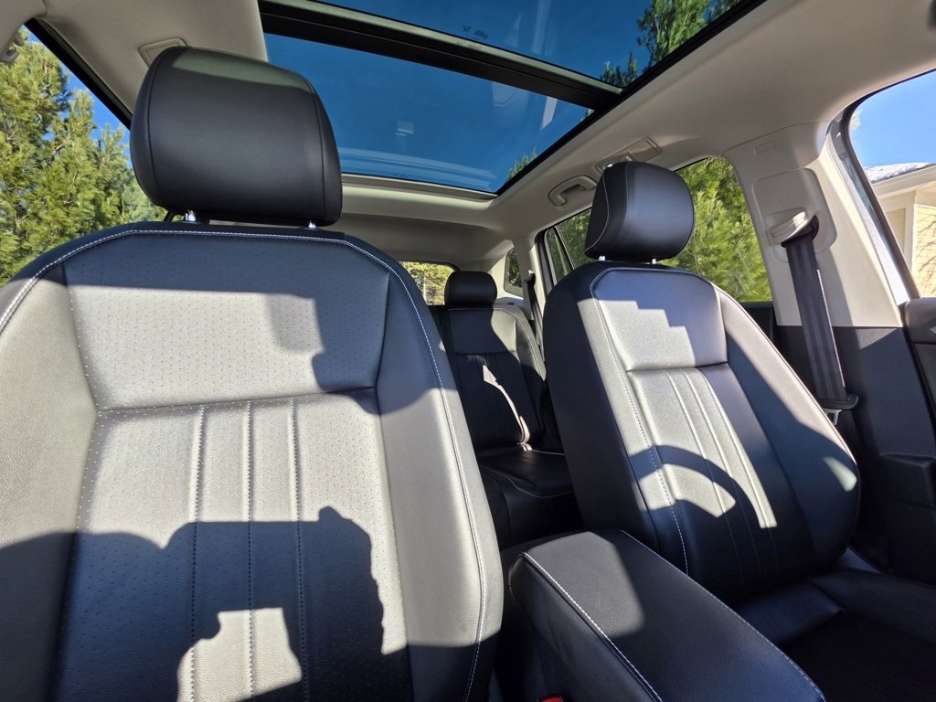 Used 2024 Volkswagen Tiguan SE image 23