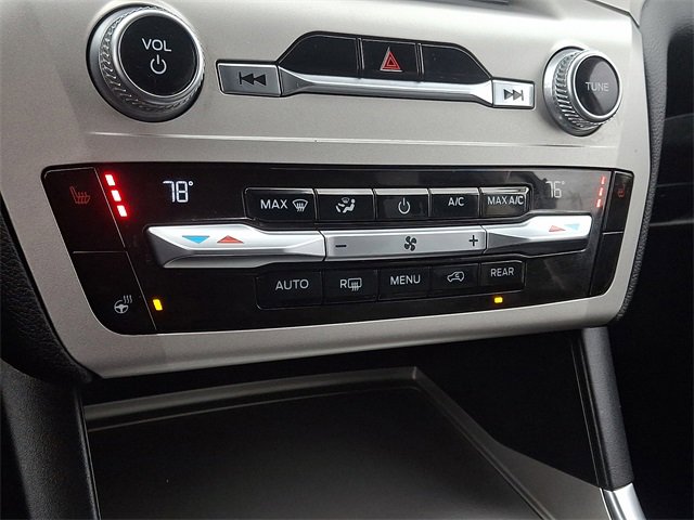 Used 2021 Ford Explorer XLT w/ Equipment Group 202A image 15