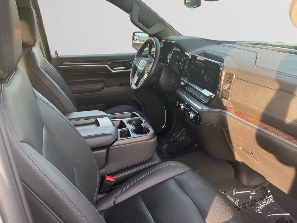 Used 2024 GMC Sierra 1500 SLT image 15