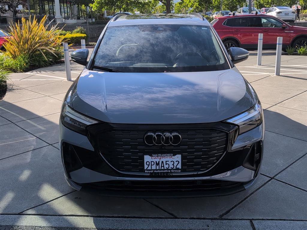 Used 2024 Audi Q4 e-tron Premium Plus w/ Premium Plus AWD/4WD image 3