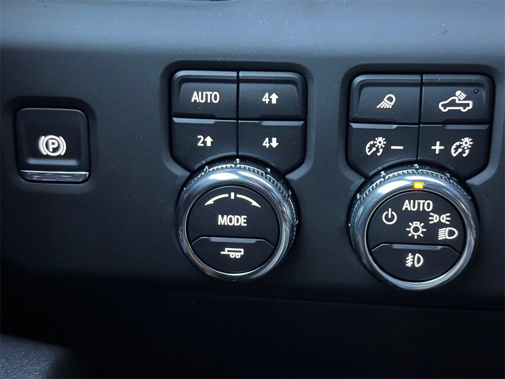 New 2025 GMC Sierra 1500 AT4 w/ AT4 Premium Package image 31