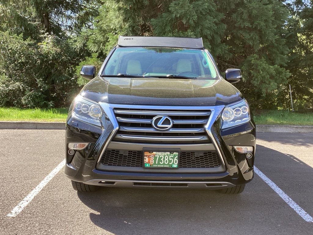 Used 2018 Lexus GX 460 Premium w/ Premium Package image 17