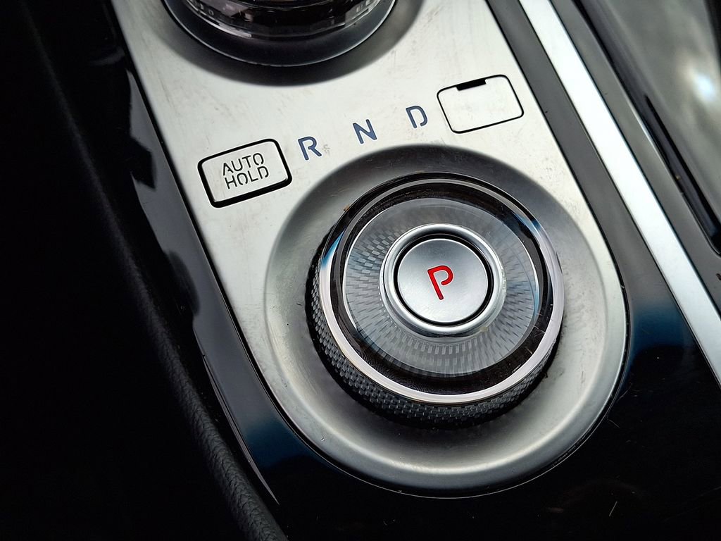 Used 2023 Genesis G80 2.5T image 15